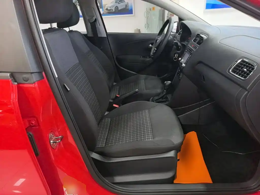 Volkswagen Polo — миниатюра 25