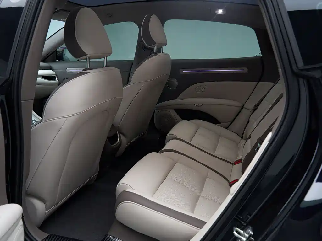 ZHIJI AUTOMOBILE ZHIJI L6