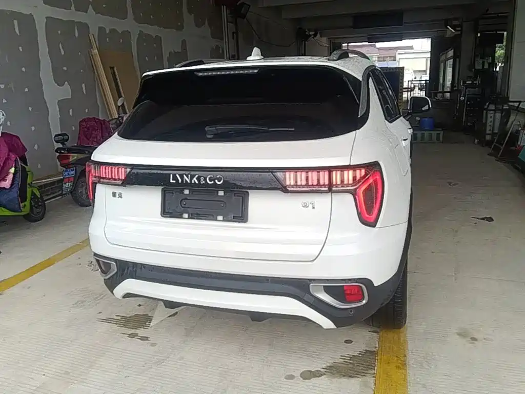 Lynk & Co 01 — миниатюра 6