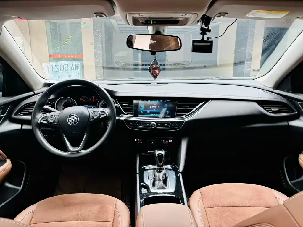 Buick Regal — миниатюра 7
