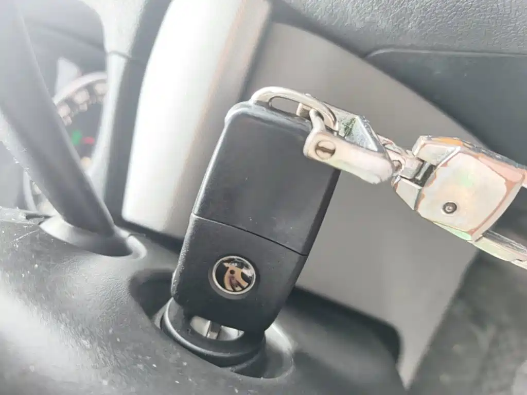 Skoda Octavia 2015 1.6L AT