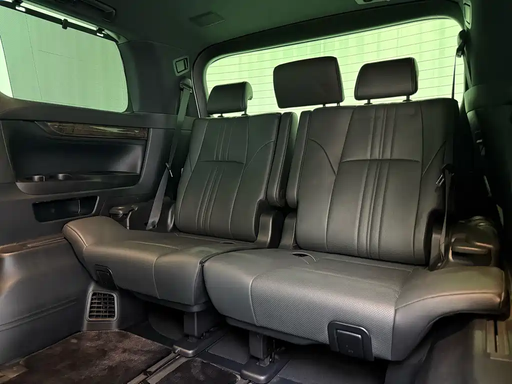 Toyota Alphard 2021 2.5L Premium