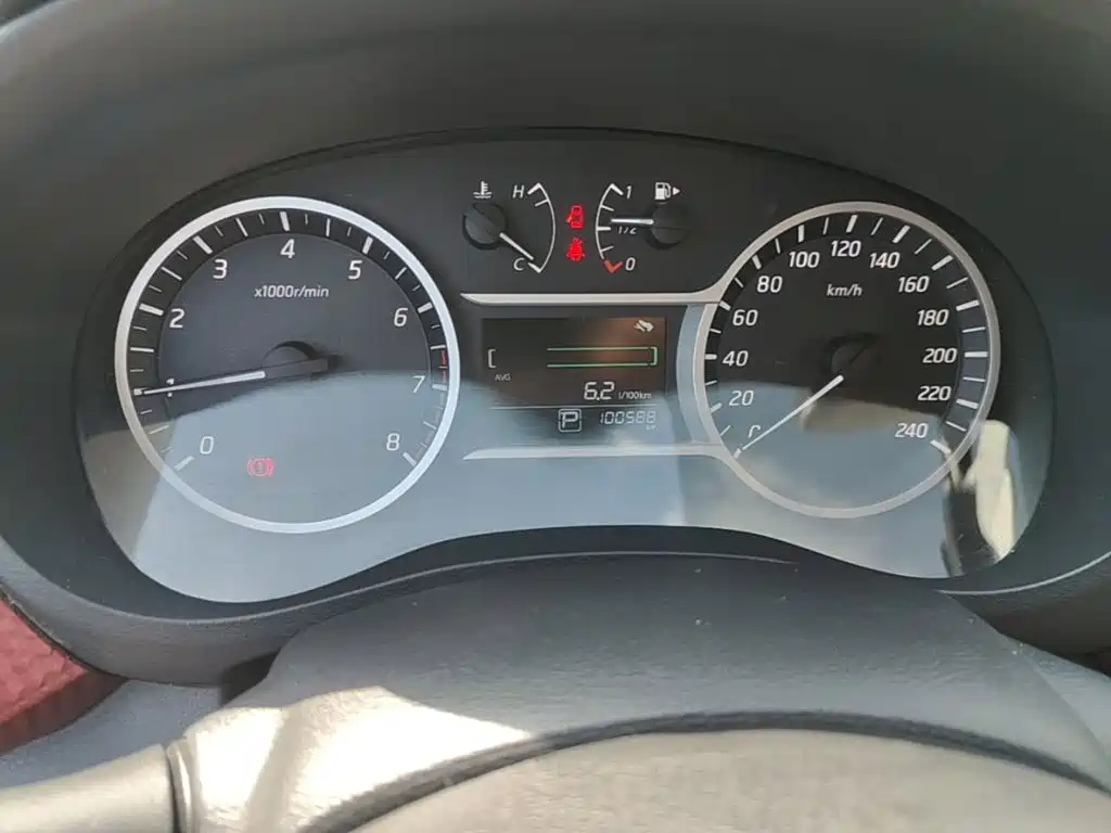 Nissan Bluebird — миниатюра 12