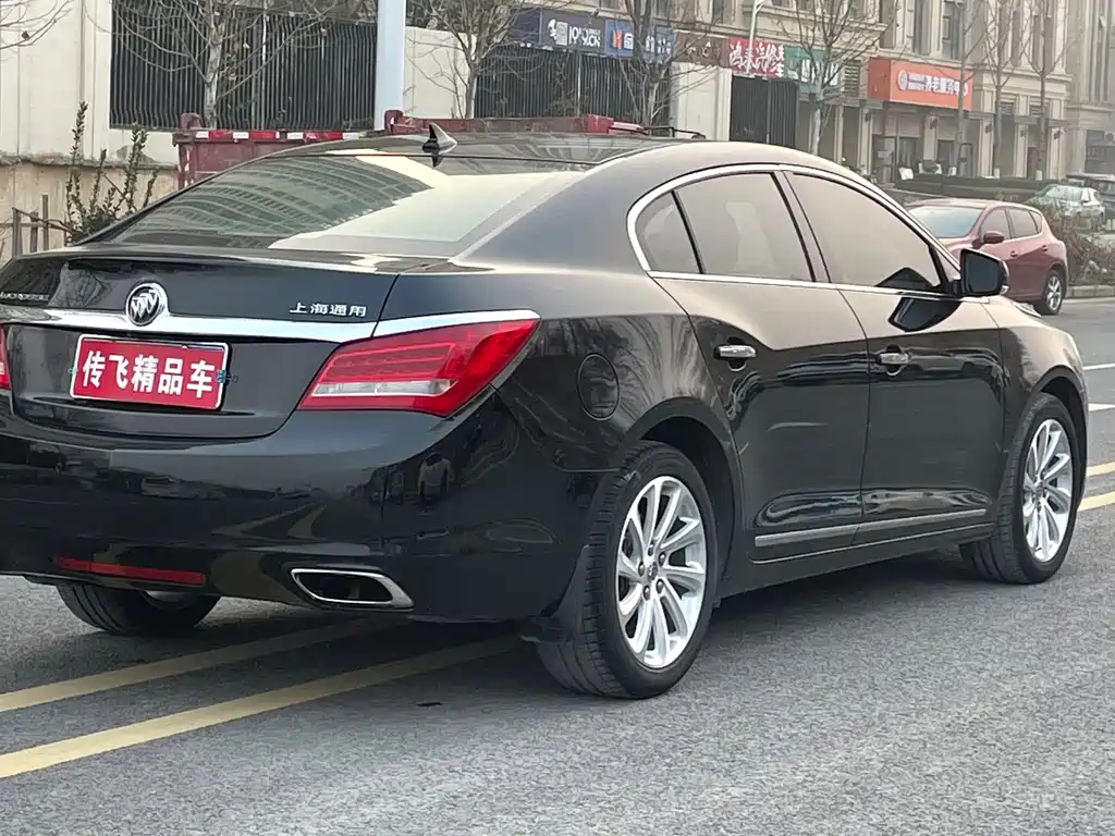 Buick LaCrosse — миниатюра 14
