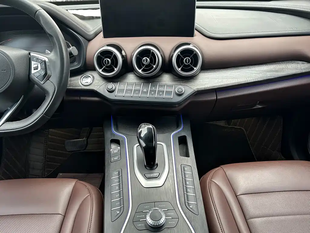 WEI PAI WEI BRAND VV7