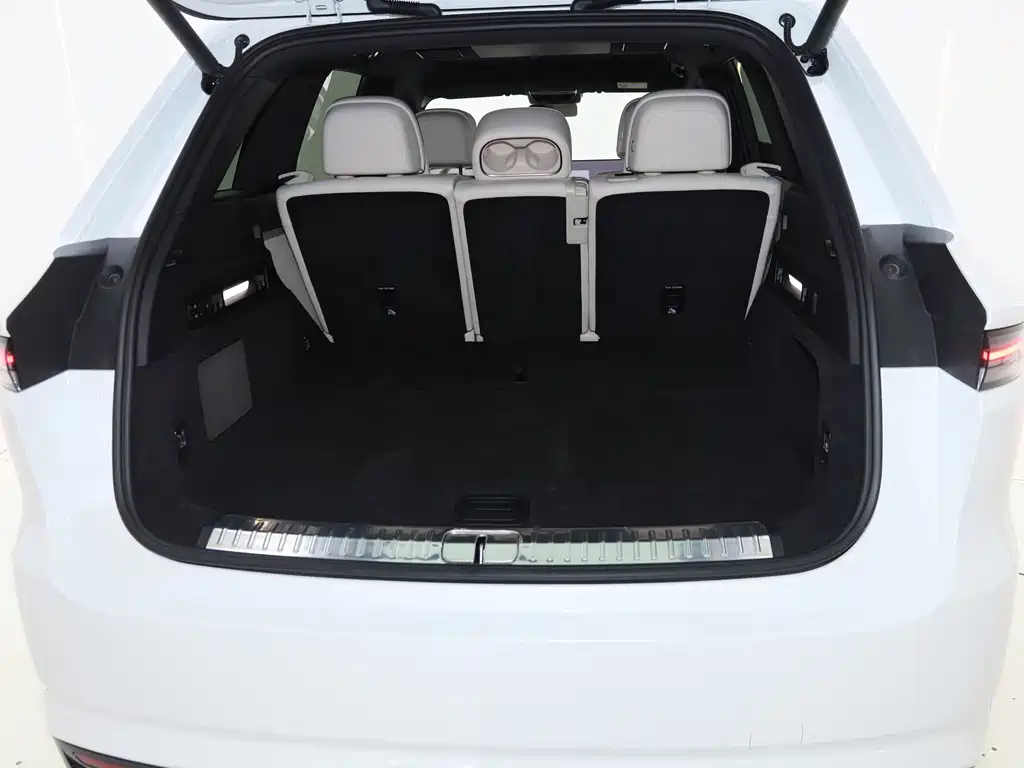 Li Auto Li L8 — миниатюра 17