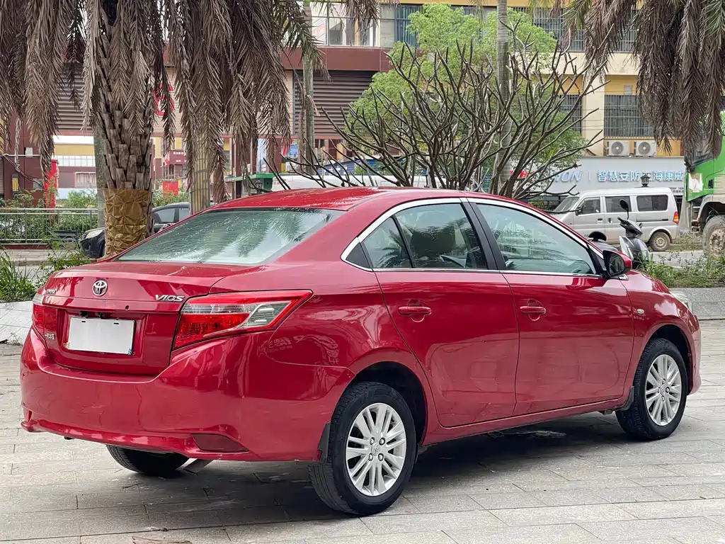 Toyota Vios — миниатюра 6