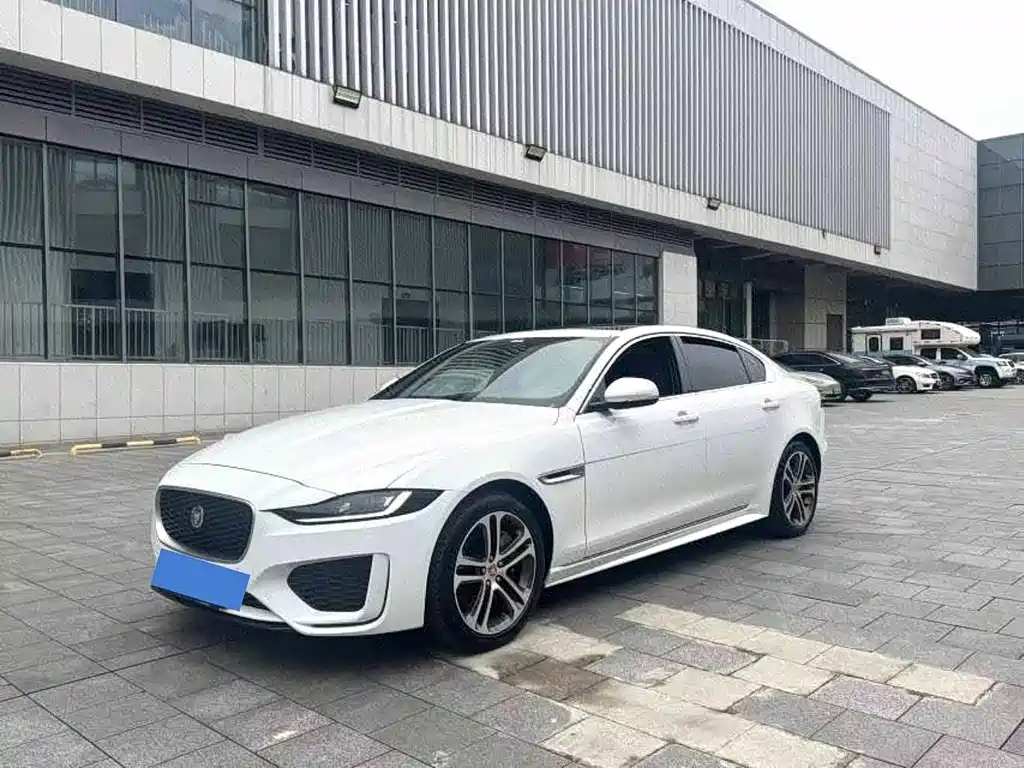 Jaguar XEL