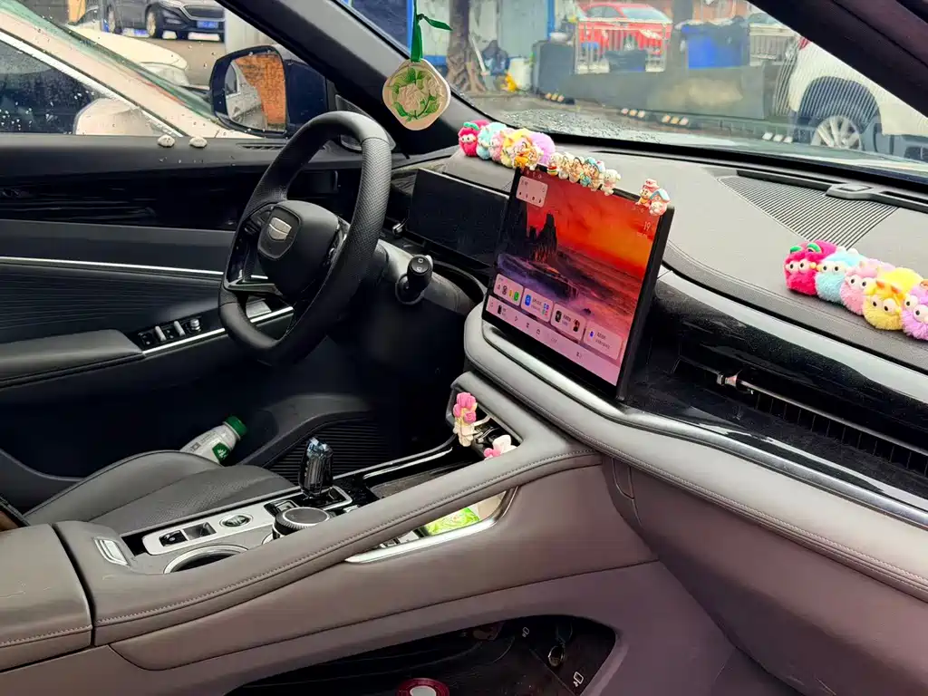 Geely Boyue — миниатюра 6