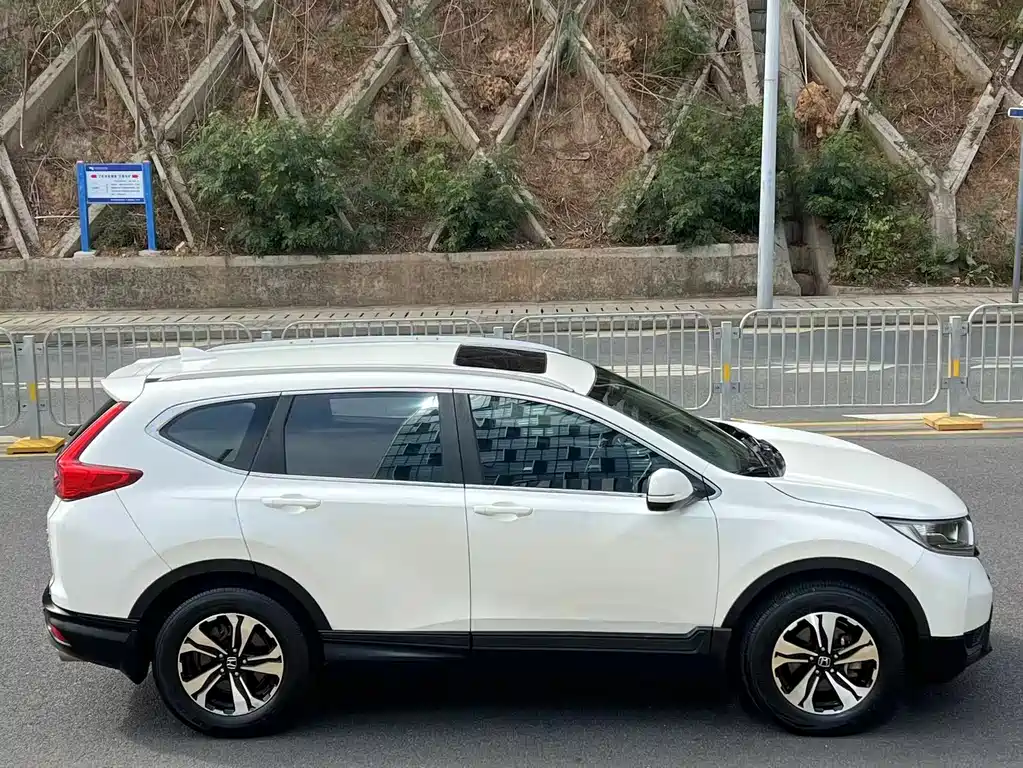 HONDA CR V