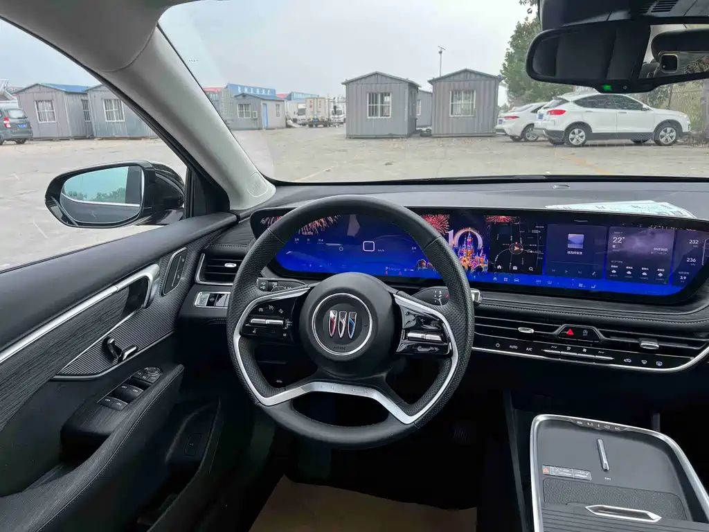 Buick LaCrosse — миниатюра 9