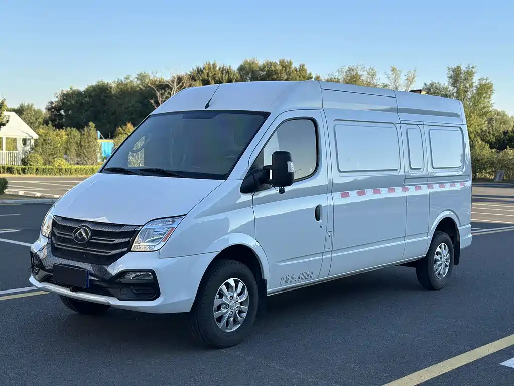 MAXUS V80