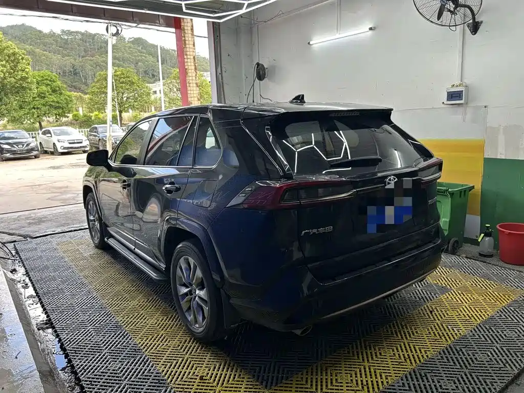 Toyota Wildlander — миниатюра 4