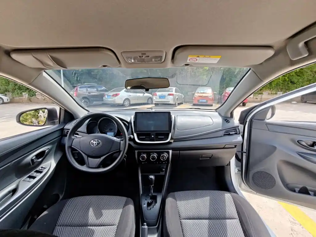 Toyota Vios FS — миниатюра 10