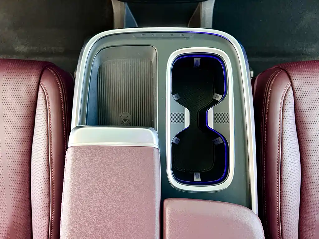 Buick Century — миниатюра 17