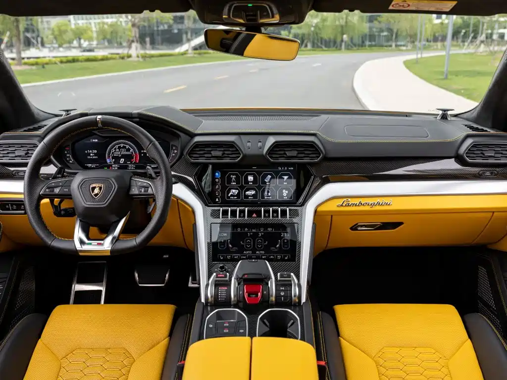 Lamborghini Urus — миниатюра 10