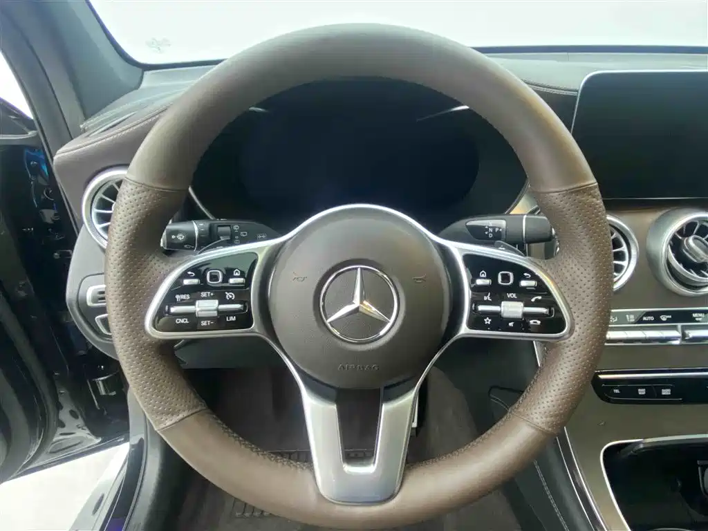 Mercedes-Benz GLC 2021 GLC 260 L 4MATIC Luxury