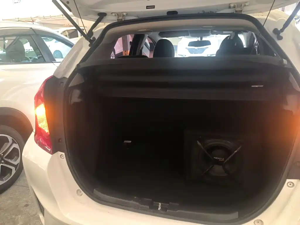 Honda Fit — миниатюра 19