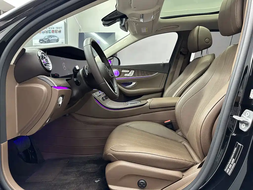 Mercedes-Benz E-Class 2023 — фото 10