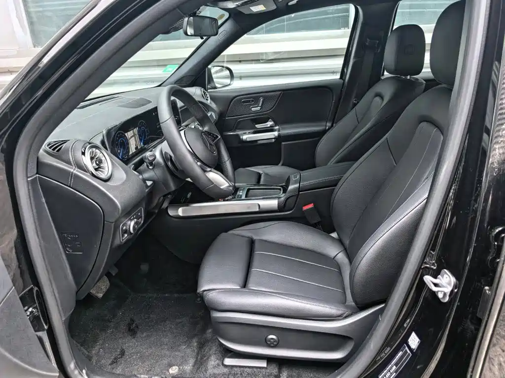 Mercedes-Benz EQB — миниатюра 7