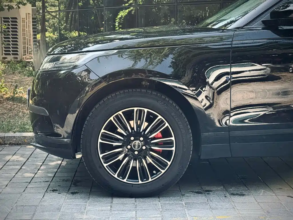Land Rover Velar — миниатюра 7