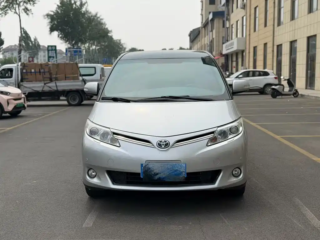 Купить Toyota Previa