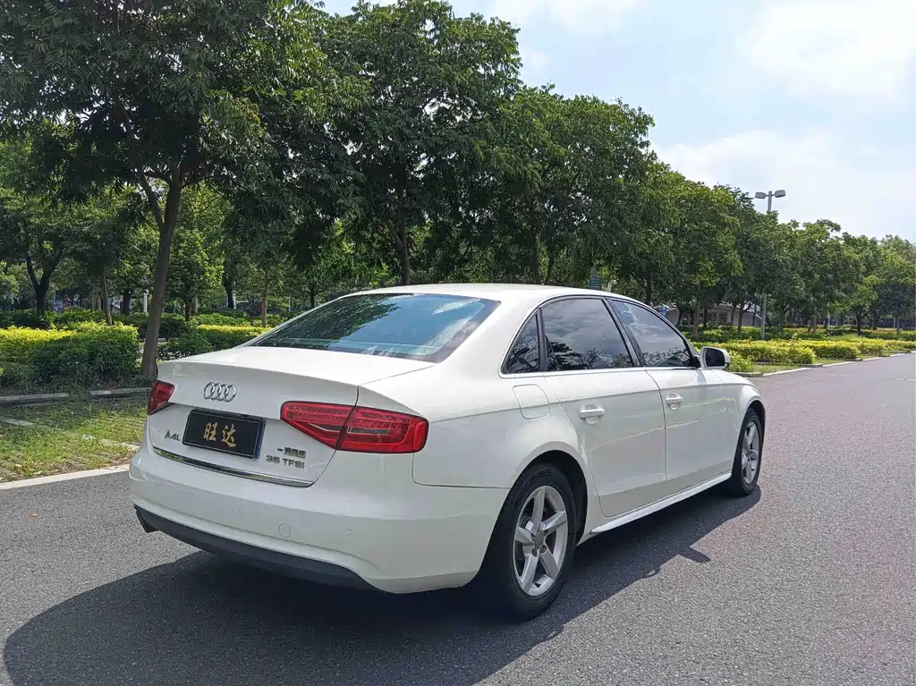 Audi A4L — миниатюра 9