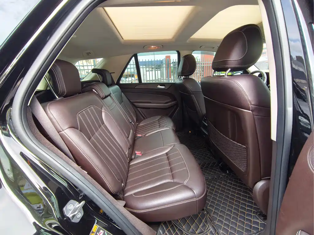 Mercedes-Benz GLE (Import) — миниатюра 7