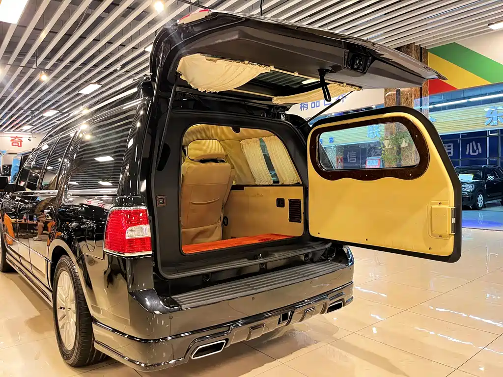 Lincoln Navigator 2016 5.4L