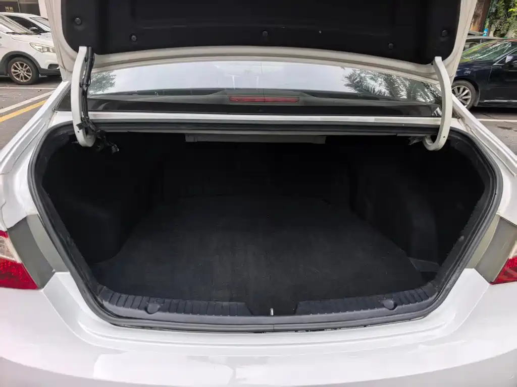 Hyundai Sonata — миниатюра 15
