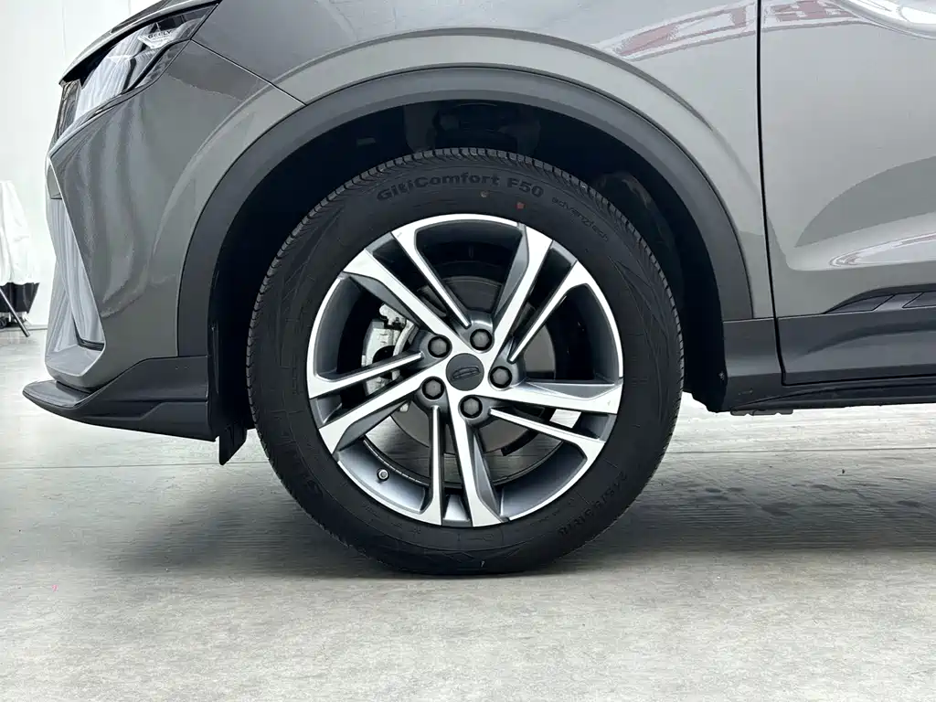 Geely Binyue — миниатюра 14