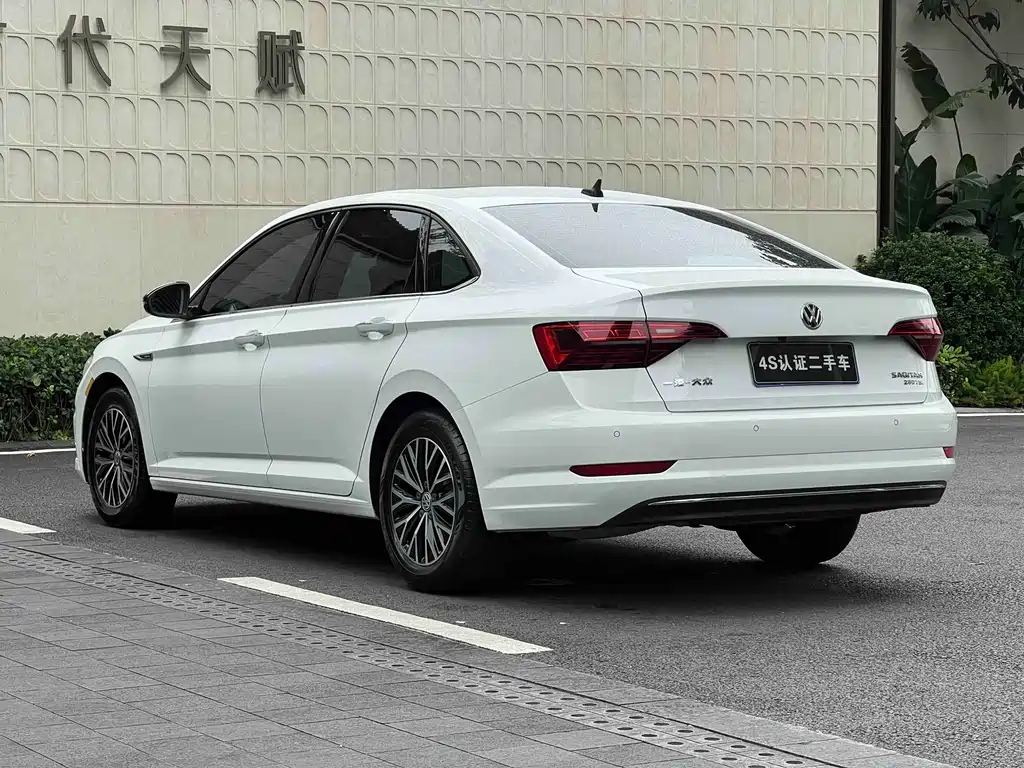 Volkswagen Sagitar 2021 280TSI DSG Comfort Smart Connect