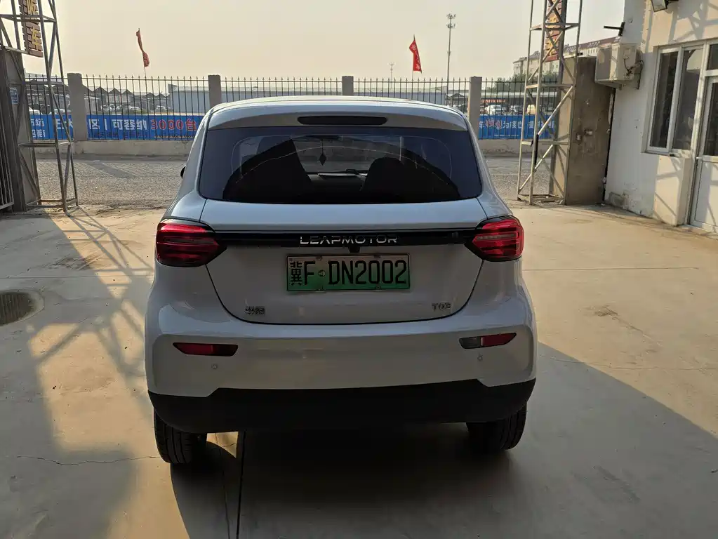 Leapmotor Leapmotor T03 — миниатюра 8