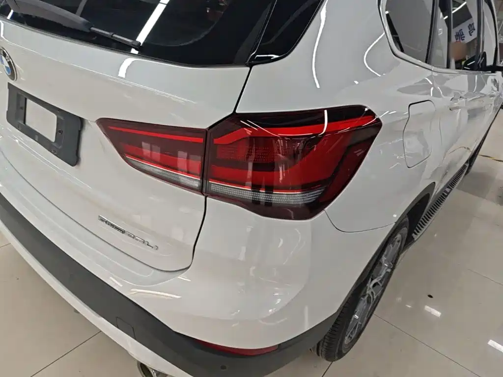 BMW X1 — миниатюра 8