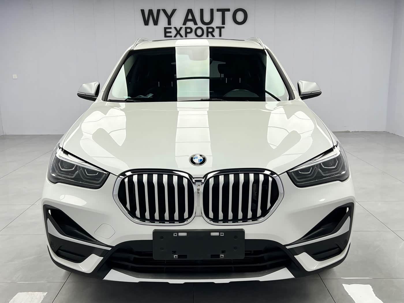BMW X1 1.5 л 2022 г. Белый, пробег 37000 км