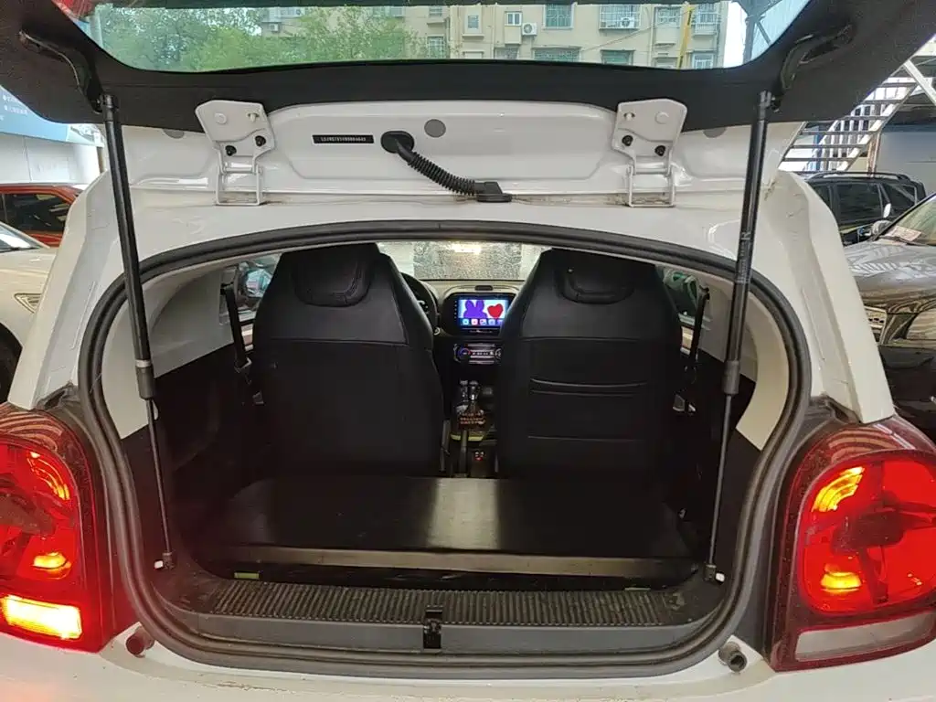 Roewe Clever — миниатюра 19