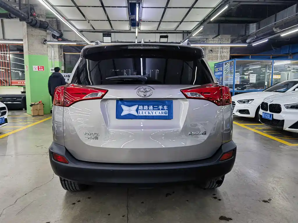 TOYOTA RAV4 RONGFANG