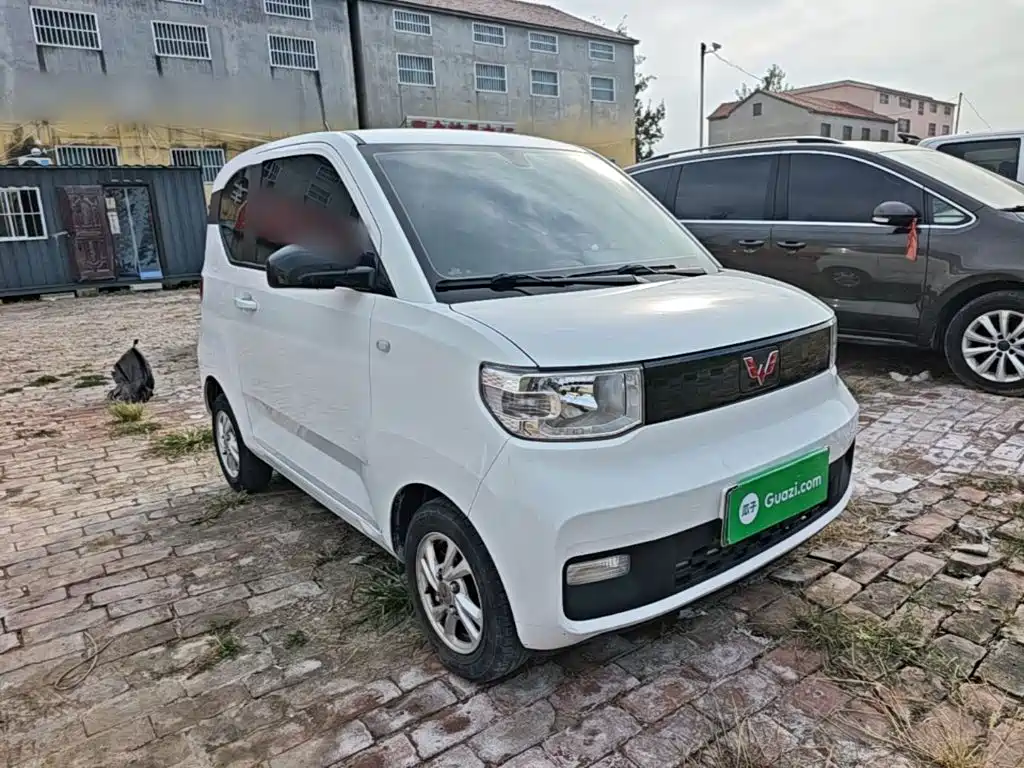 Wuling MINIEV — миниатюра 4