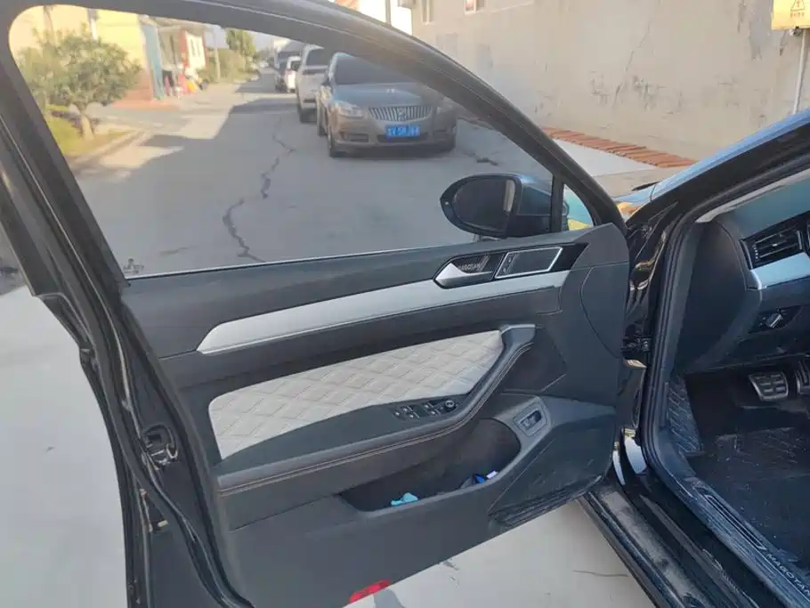 Volkswagen Magotan — миниатюра 7