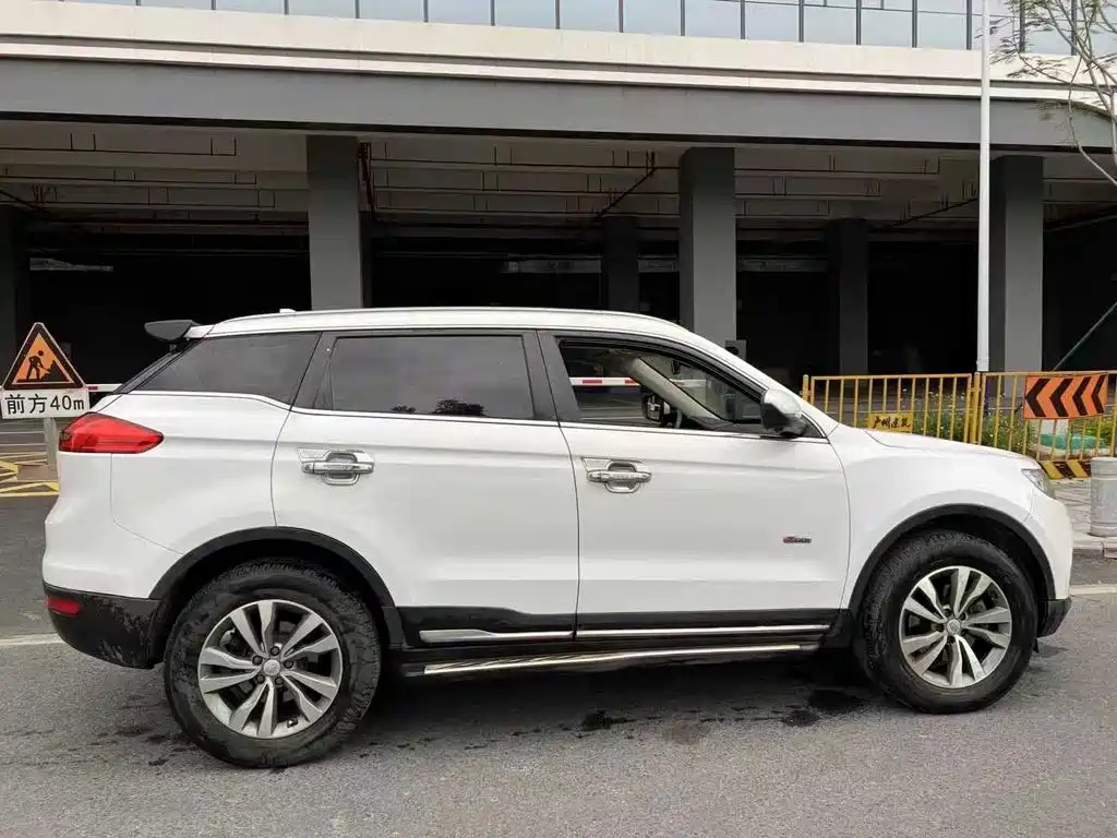 Geely Boyue — миниатюра 3