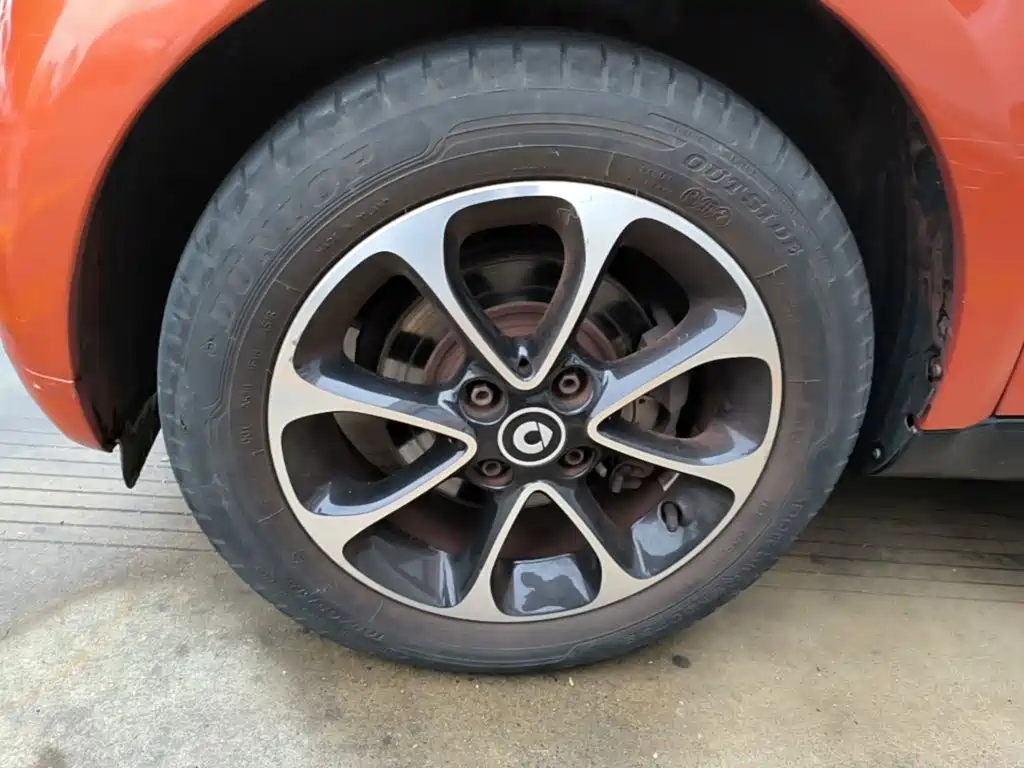 smart Smart Fortwo — миниатюра 23