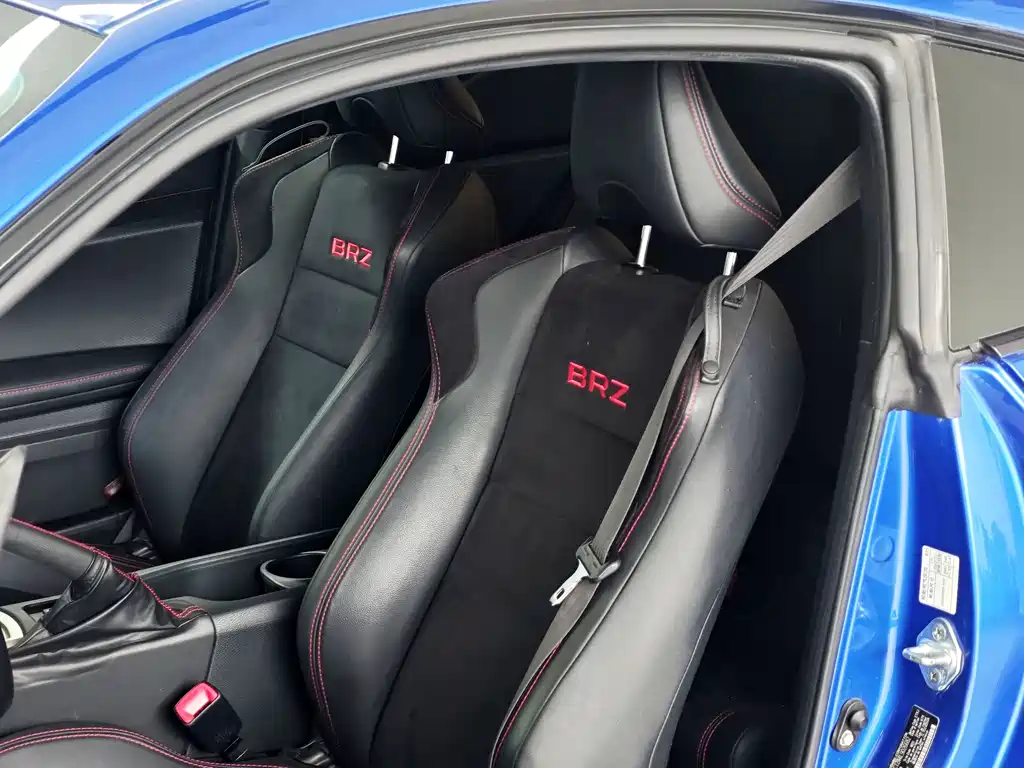 SUBARU BRZ