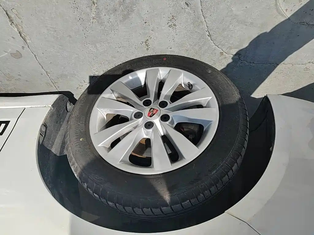 Roewe 360 — миниатюра 23