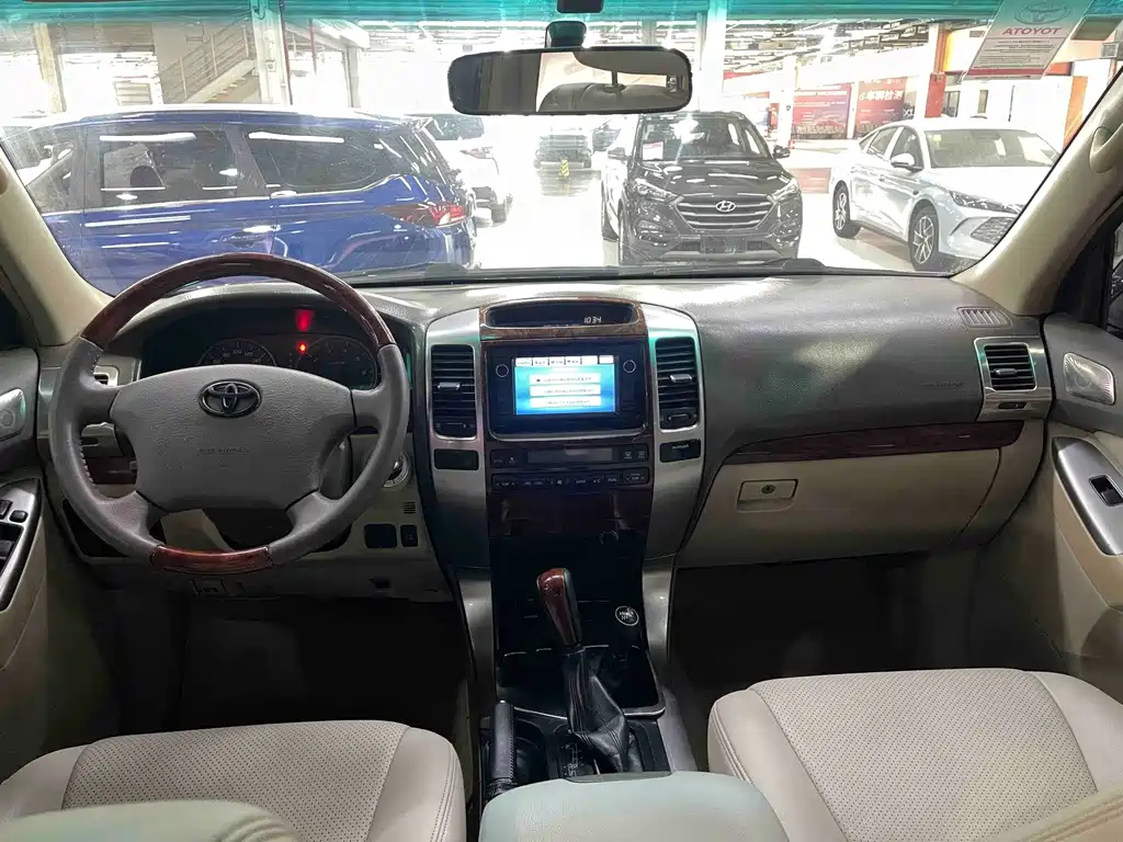 Toyota Land Cruiser Prado 2004 GX 2.7 AT