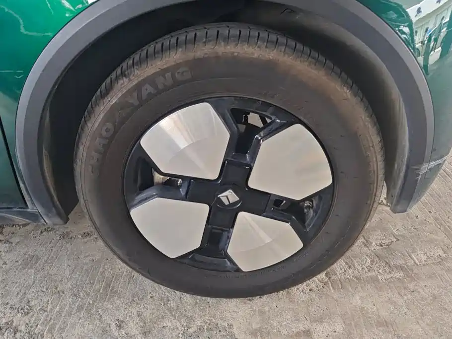 Baojun KiWi EV — миниатюра 6