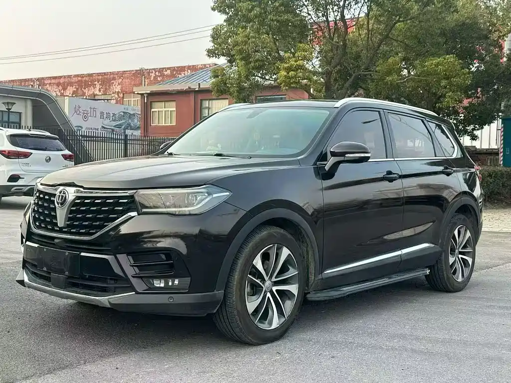 Zhonghua V7 — миниатюра 3
