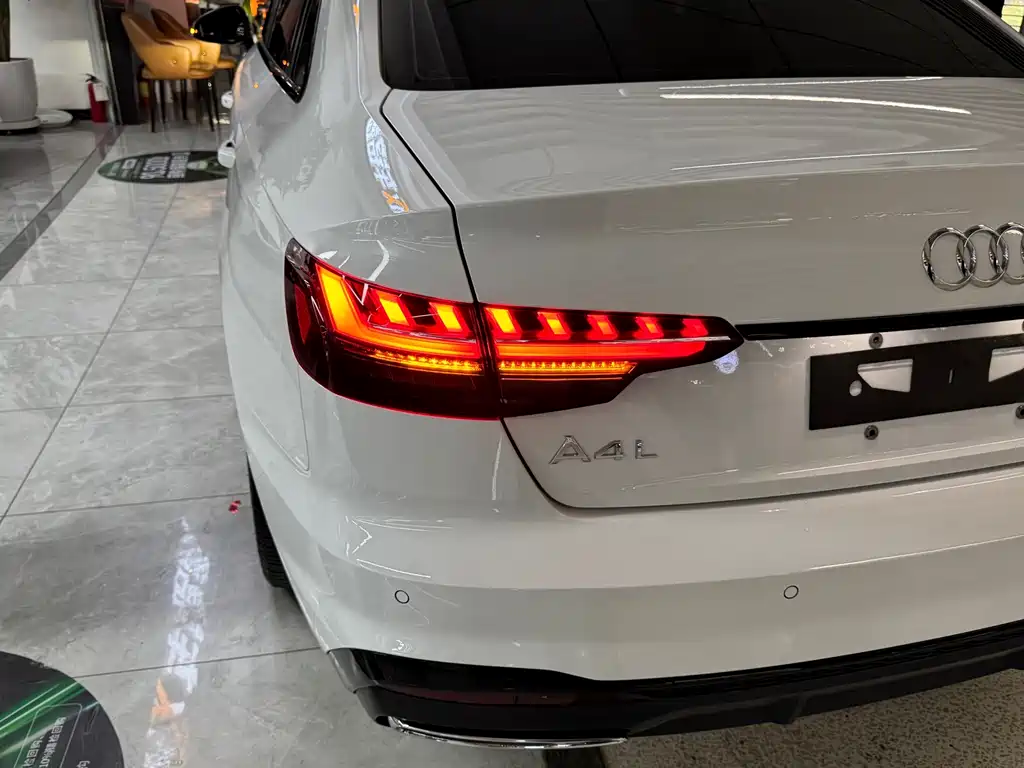 Audi A4L — миниатюра 13