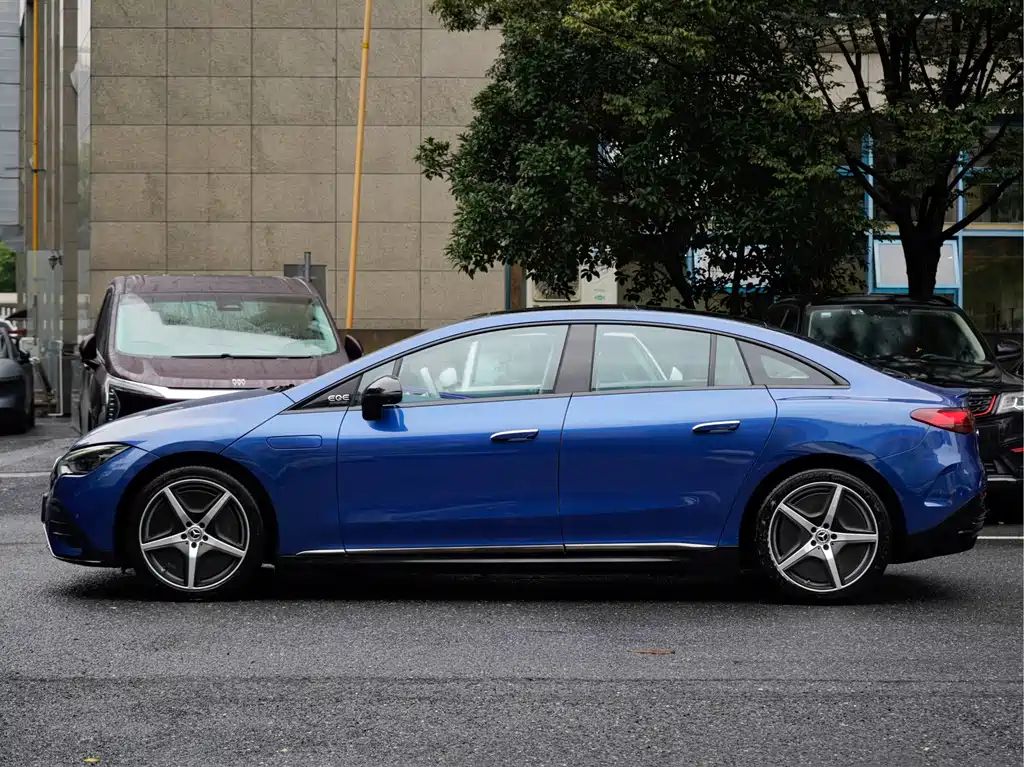 Mercedes-Benz EQE — миниатюра 3