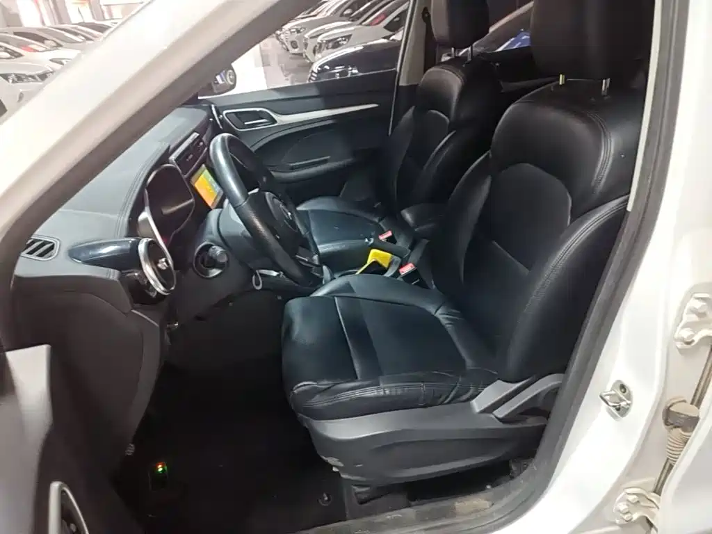 MG ZS — миниатюра 15