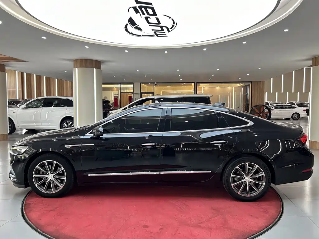 Buick LaCrosse — миниатюра 8